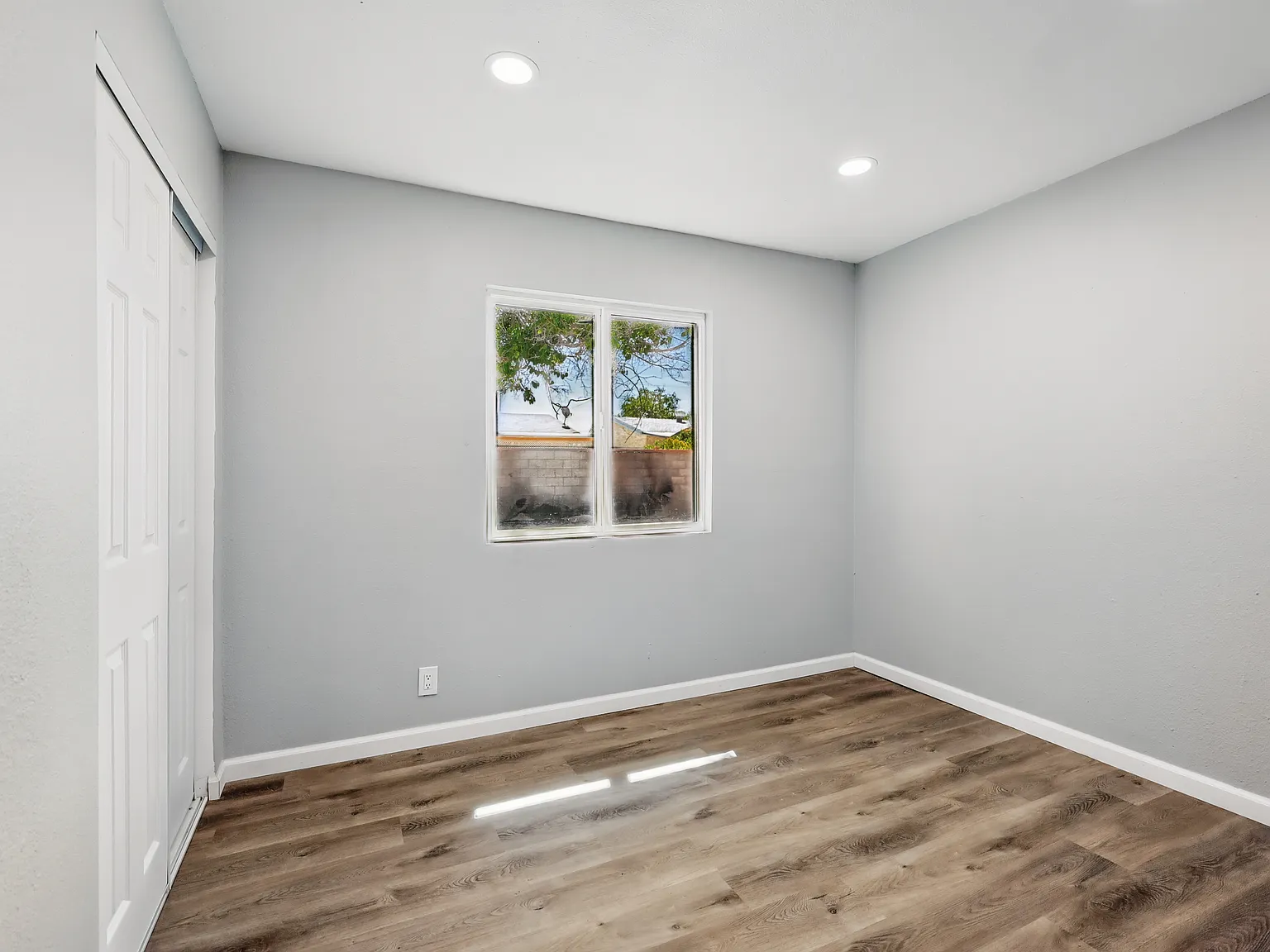 3 bed, 1776 sqft, $2,100 — Photo 4