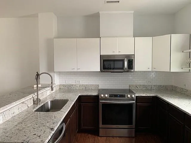 403 Legends Way — Photo 5