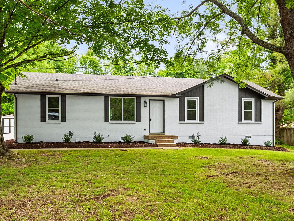 1st image of 700 Hickerson Dr