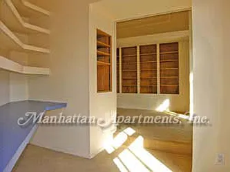 Sold by Manhattan Apartments