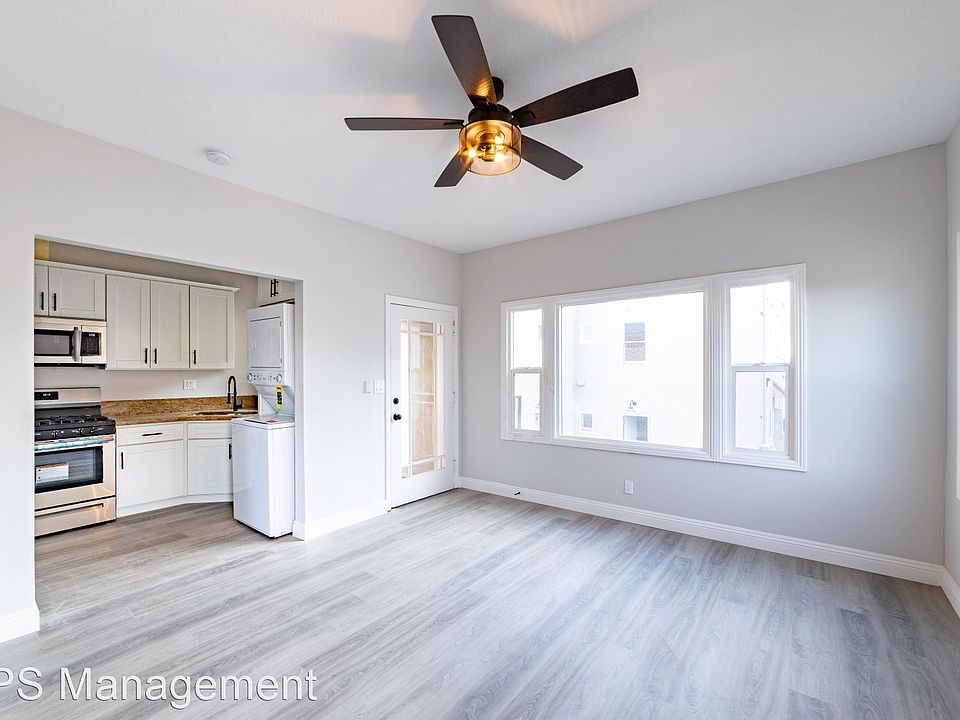 1st image of 2209 E 6th St #8955092