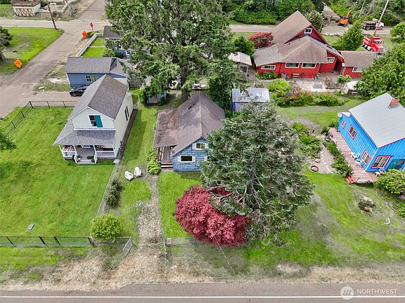 4th image of 4509 L Place
