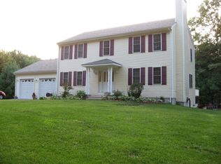 174 School St, Rehoboth, MA 02769