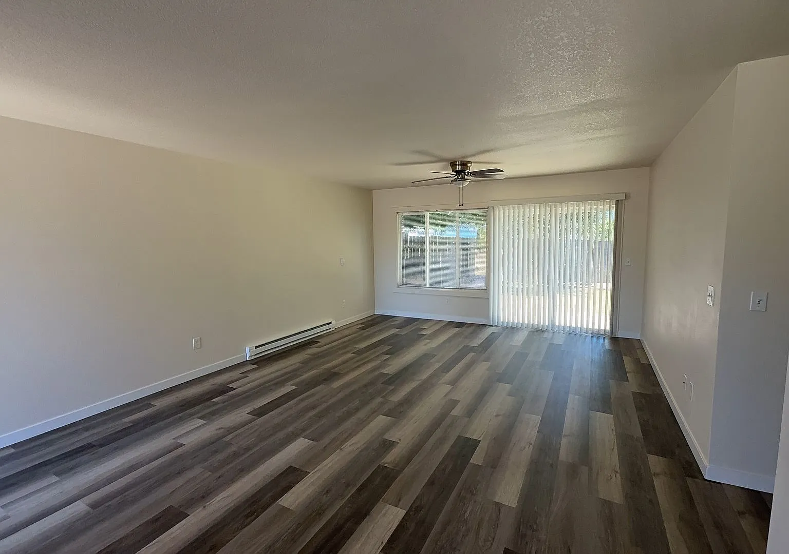 Newly remodeled 3 bedroom 1 bath home Come check it out!! Schedule a tour today. — Photo 2