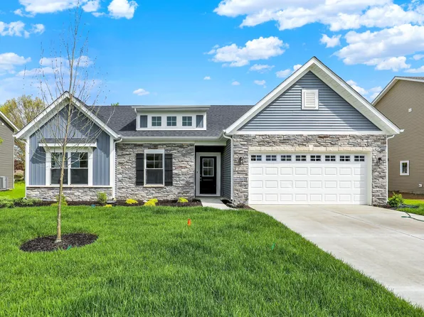 7136 Jackson Dr, Cumberland, IN 46229