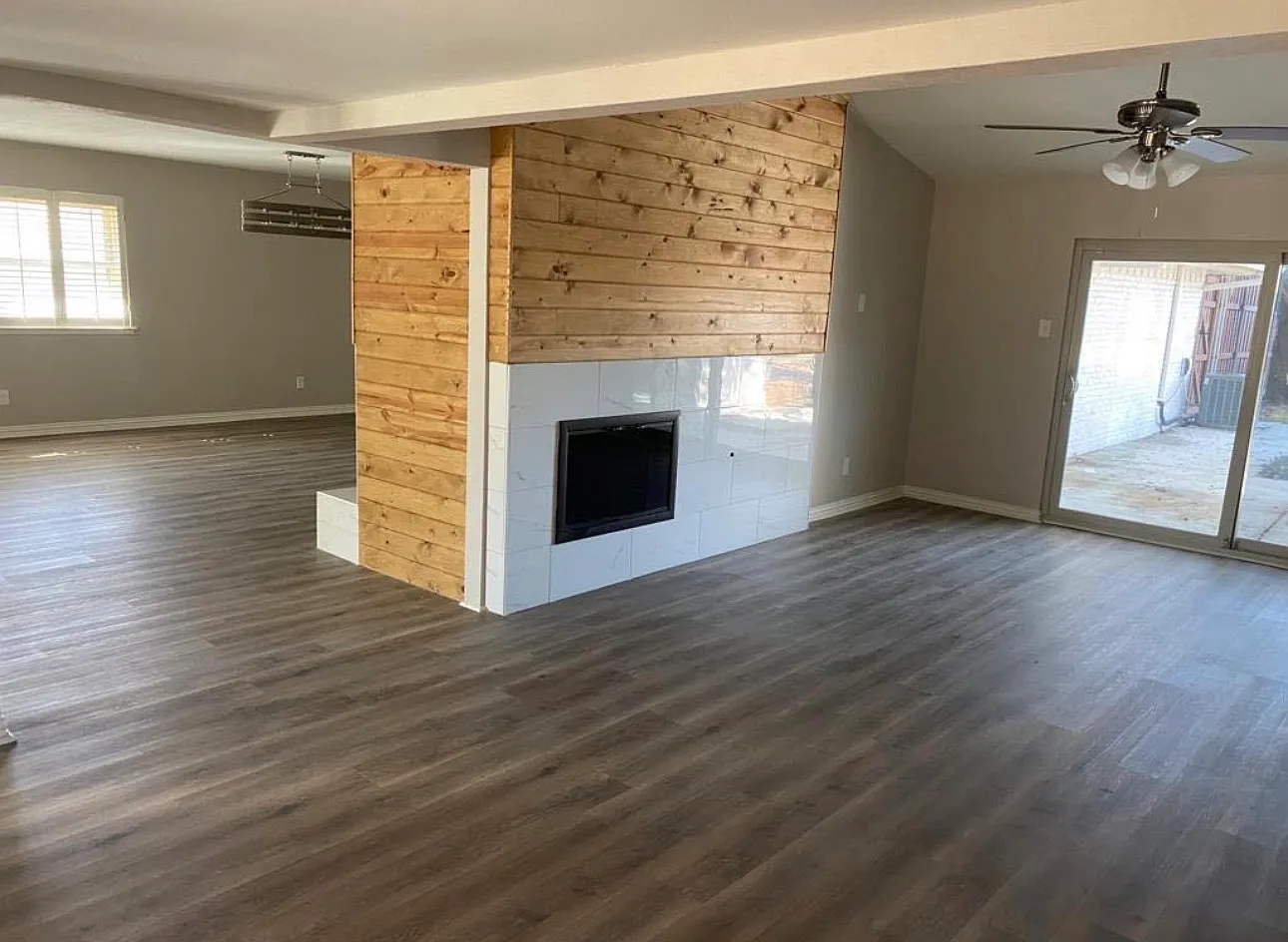 4 bed, 2.5 bath, 2190 sqft, $3,200 — Photo 4