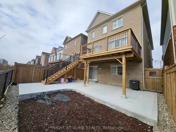 1290 Duignan Cres, Milton, ON L9E 1C7