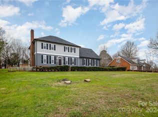 8823 Dartmoor Pl, Mint Hill, NC 28227