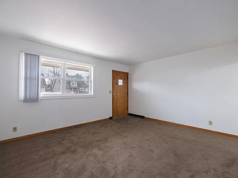 615 S 11th St #C — Photo 3