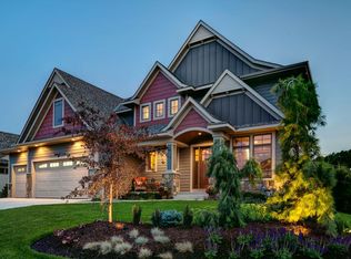 1577 Sparrow Rd, Waconia, MN 55387