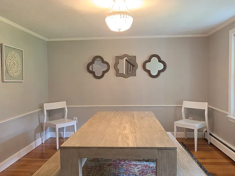 14 Indian Rd — Photo 2