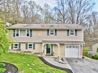 51 Lounsberry Hollow Rd, Sussex, NJ 07461