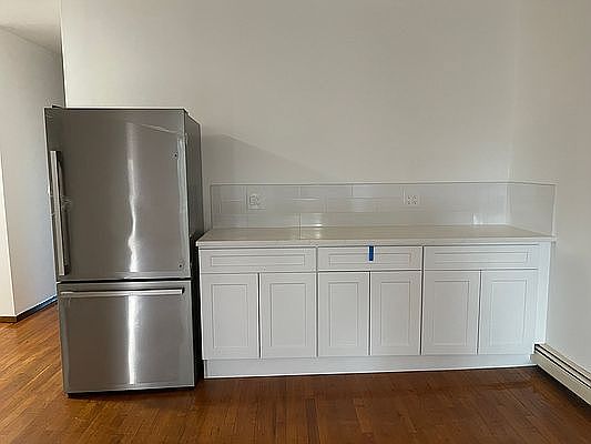 5th image of 6207 Eliot Ave #2B