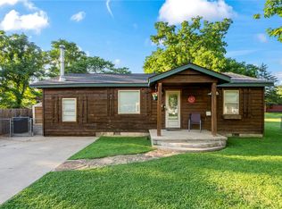 215 E Granite St, Siloam Springs, AR 72761