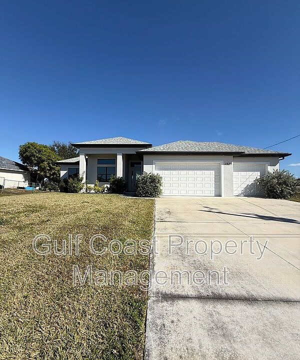 1st image of 1229 NE 19th Ave