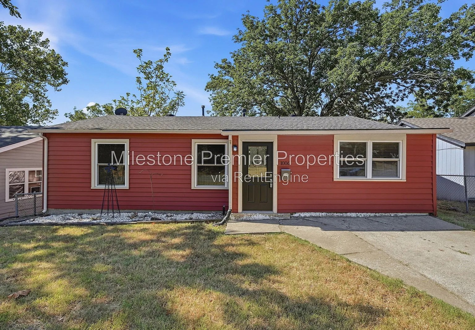 3 bed, 2.0 bath, 1224 sqft, $1,375 — Photo 1