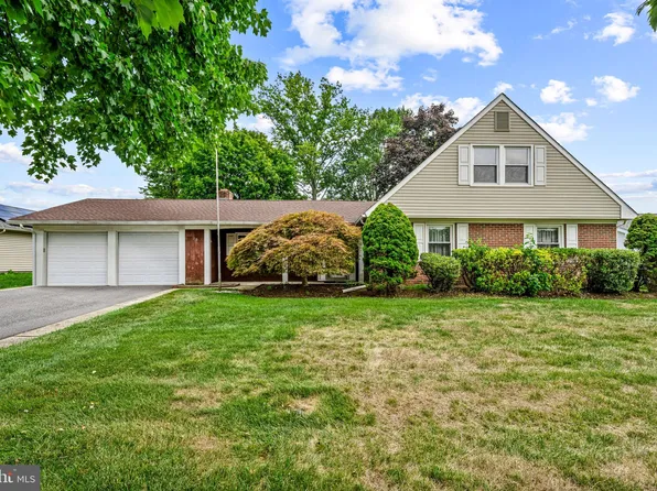 15 Terrace Ct, Willingboro, NJ 08046