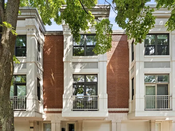 1729 N Bissell St, Chicago, IL 60614