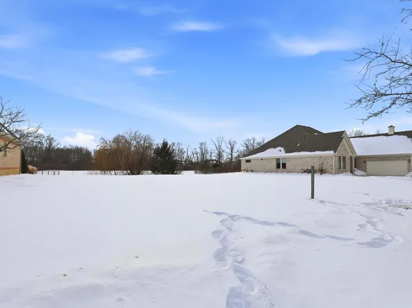 11995 Edgefield Dr, Fishers, IN 46037