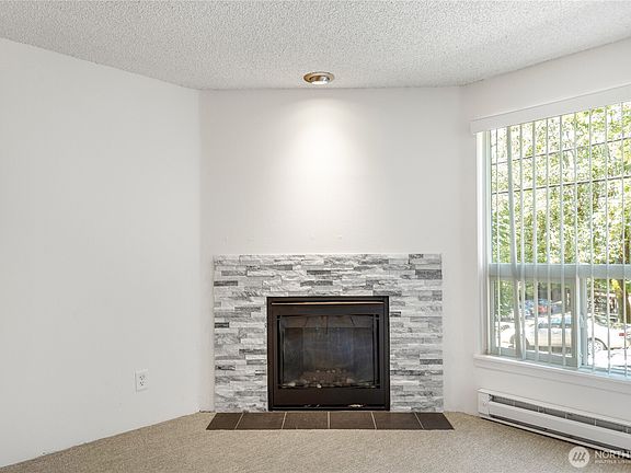 5th image of 9416 1st Avenue NE #111