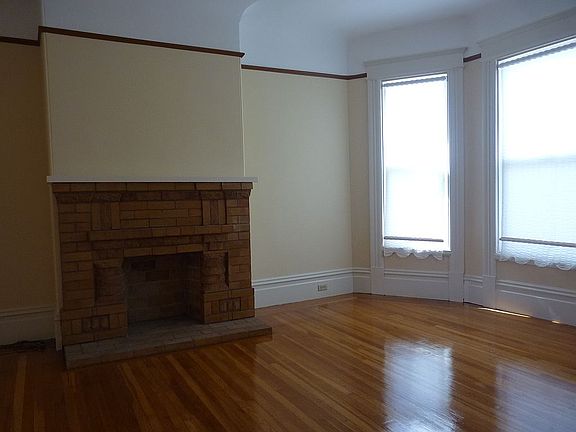 4th image of 582 9th Ave