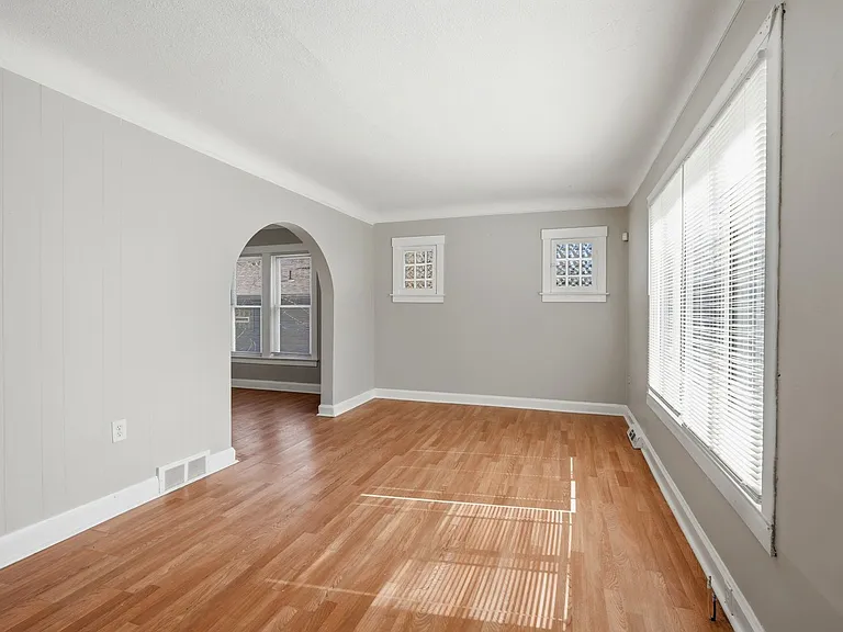 1301 E Muir Ave — Photo 15