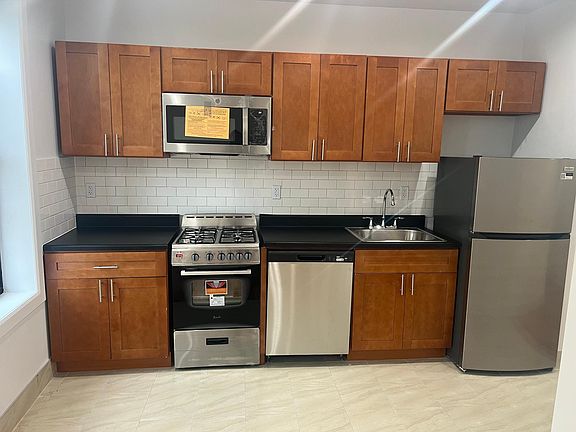 5th image of 2504 Olinville Ave APT 4C