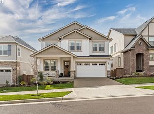 16834 SW Larkspring Ln, Beaverton, OR 97007