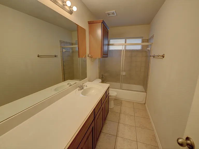 4005 Penny Royal Dr — Photo 33