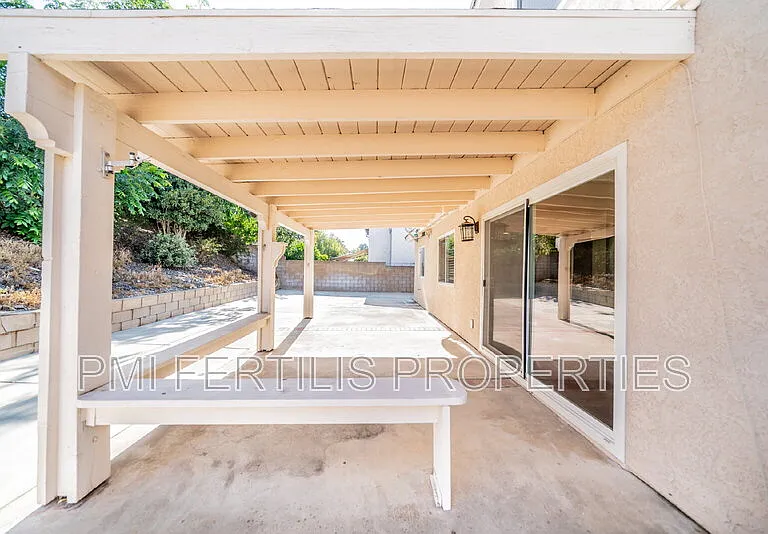 1229 Hibiscus St — Photo 44