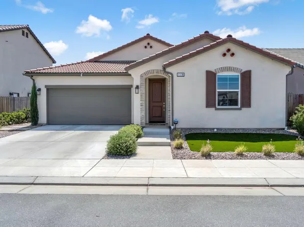 1178 Pinnacle Dr W, Madera, CA 93636