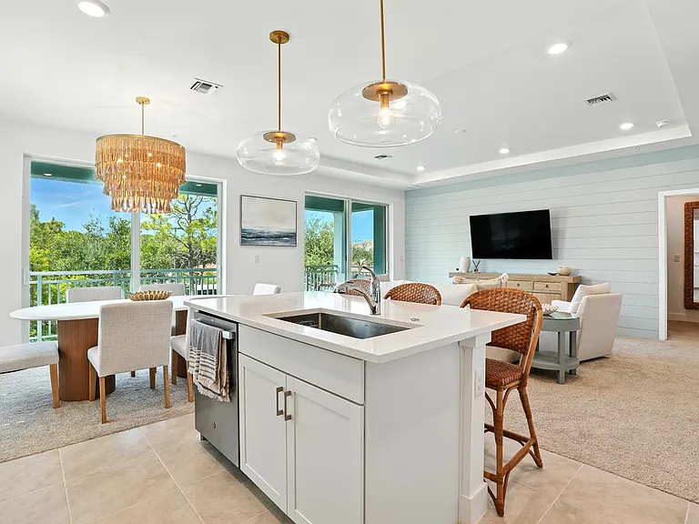 26370 Coco Cay Cir #203 — Photo 8