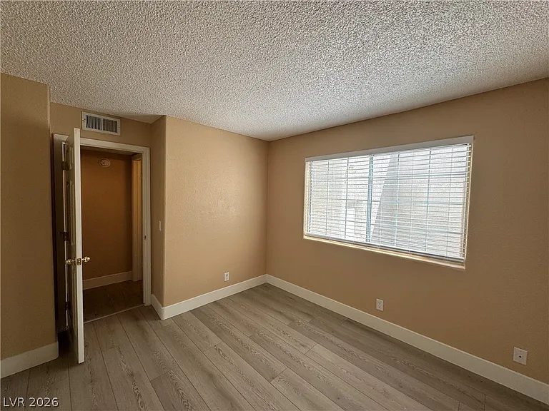 1800 Edmond St #162 — Photo 16