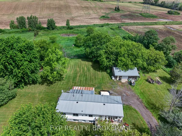 241 Woodcock St, Greater Napanee, ON K7R 3L1