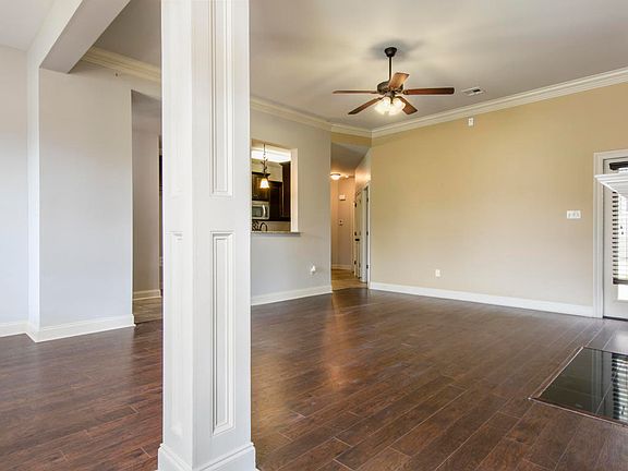 4th image of 106 Newshire Dr