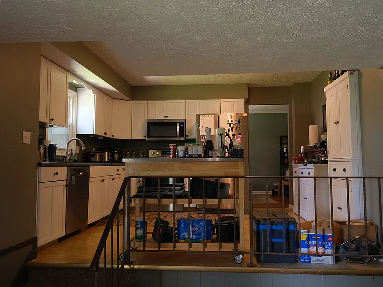 13520 Glenn St — Photo 7