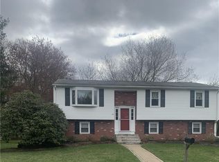 151 Butternut Dr, North Kingstown, RI 02852