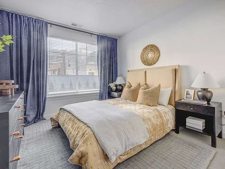 13601 S 600 W — Photo 9