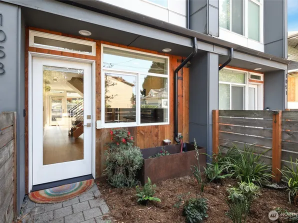 1053 S Cloverdale Street, Seattle, WA 98108