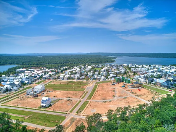 65 Center Ln S #3, Eufaula, OK 74432