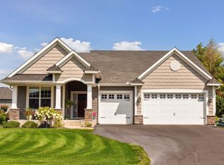 959 Monarch Trl, Eagan, MN 55123