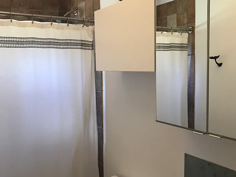 140 E Birch St — Photo 16