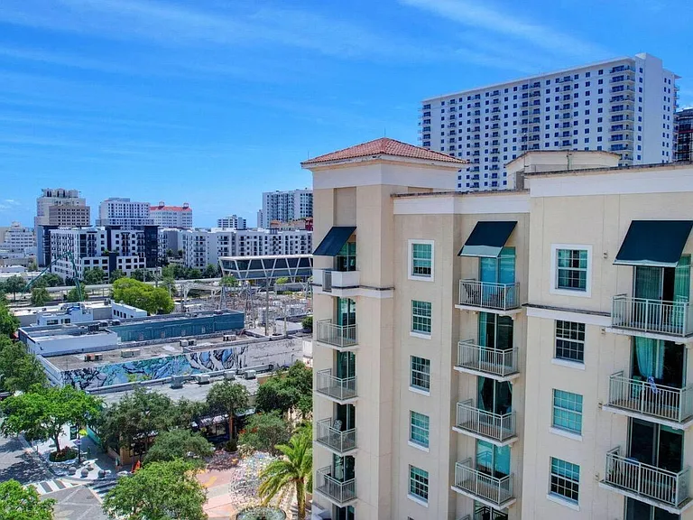 610 Clematis St #808 — Photo 6