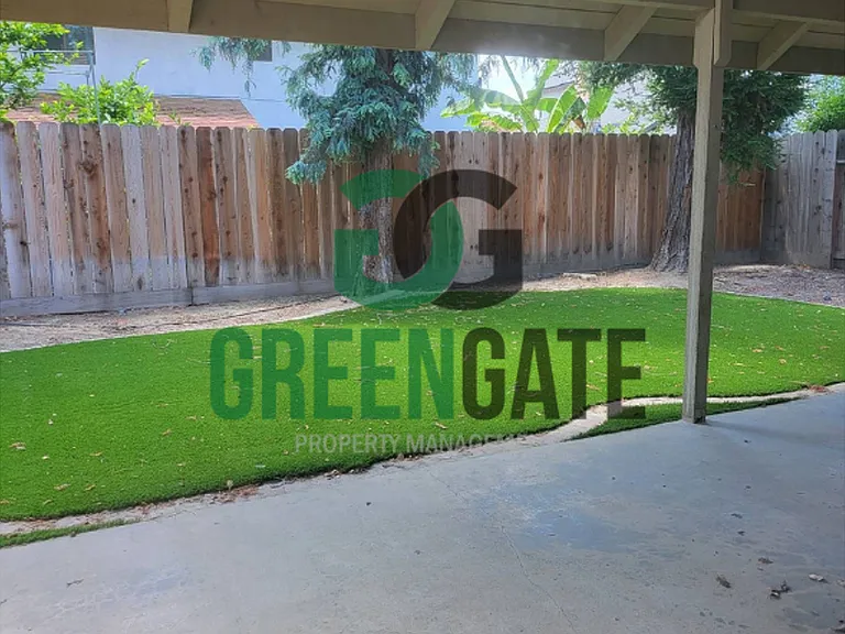 2428 Woodvale Dr — Photo 54