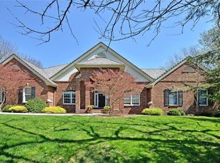 231 Saint Andrews Dr, Saint Albans, MO 63073