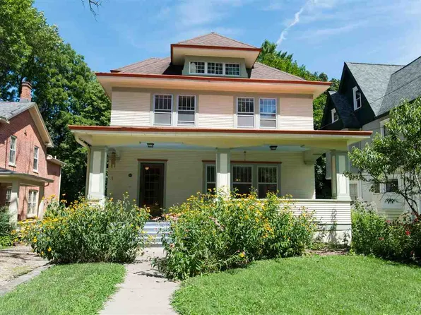 416 S Summit St, Iowa City, IA 52240
