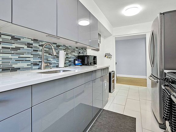 4th image of 33-44 93rd St #3S