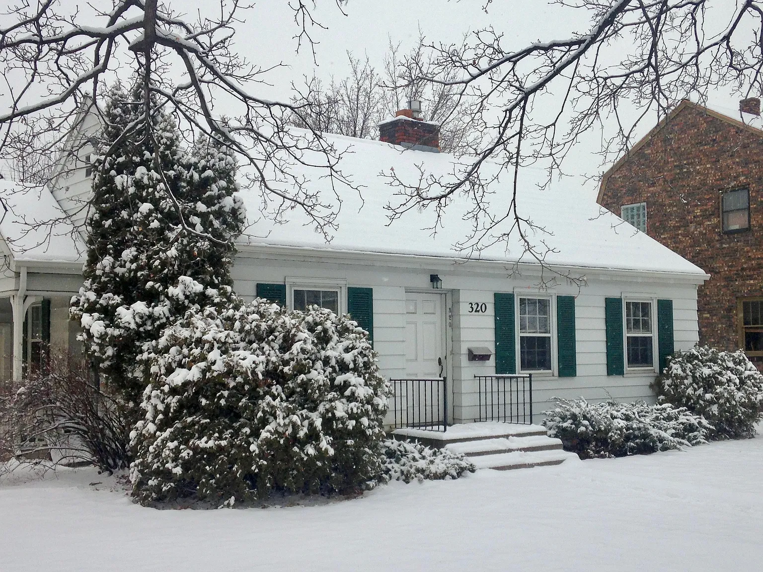 4 bed, 1600 sqft, $2,450 — Photo 2
