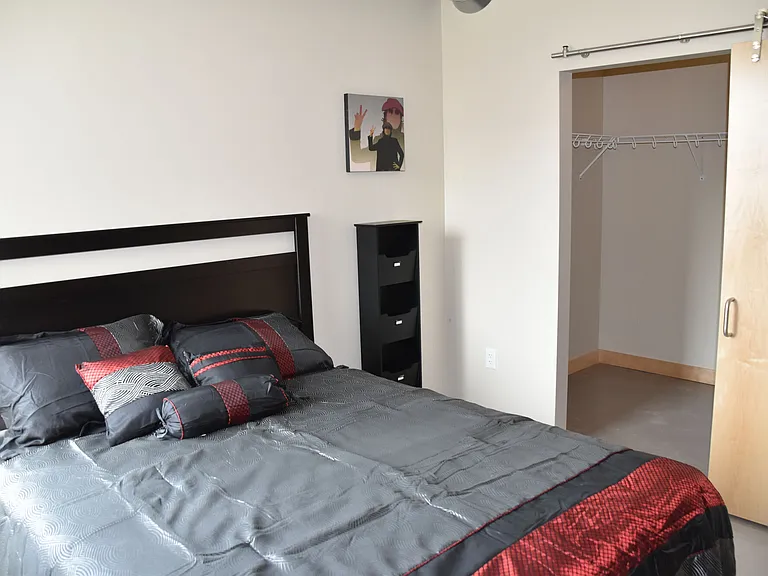 501 Brady — Photo 11