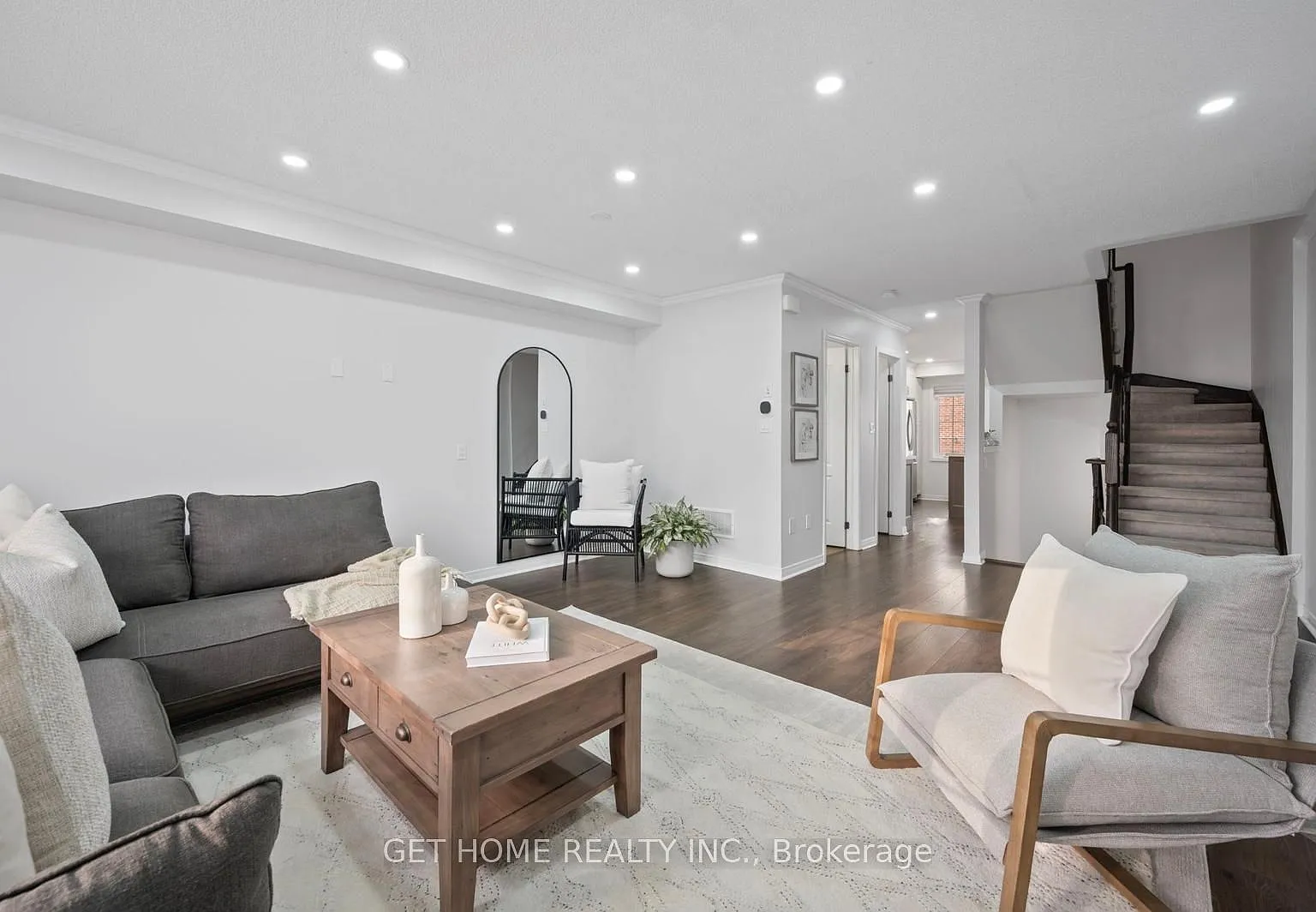4 bed, $3,000 — Photo 3